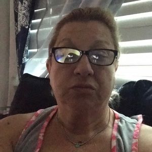 Meet your Posher, Pebbles